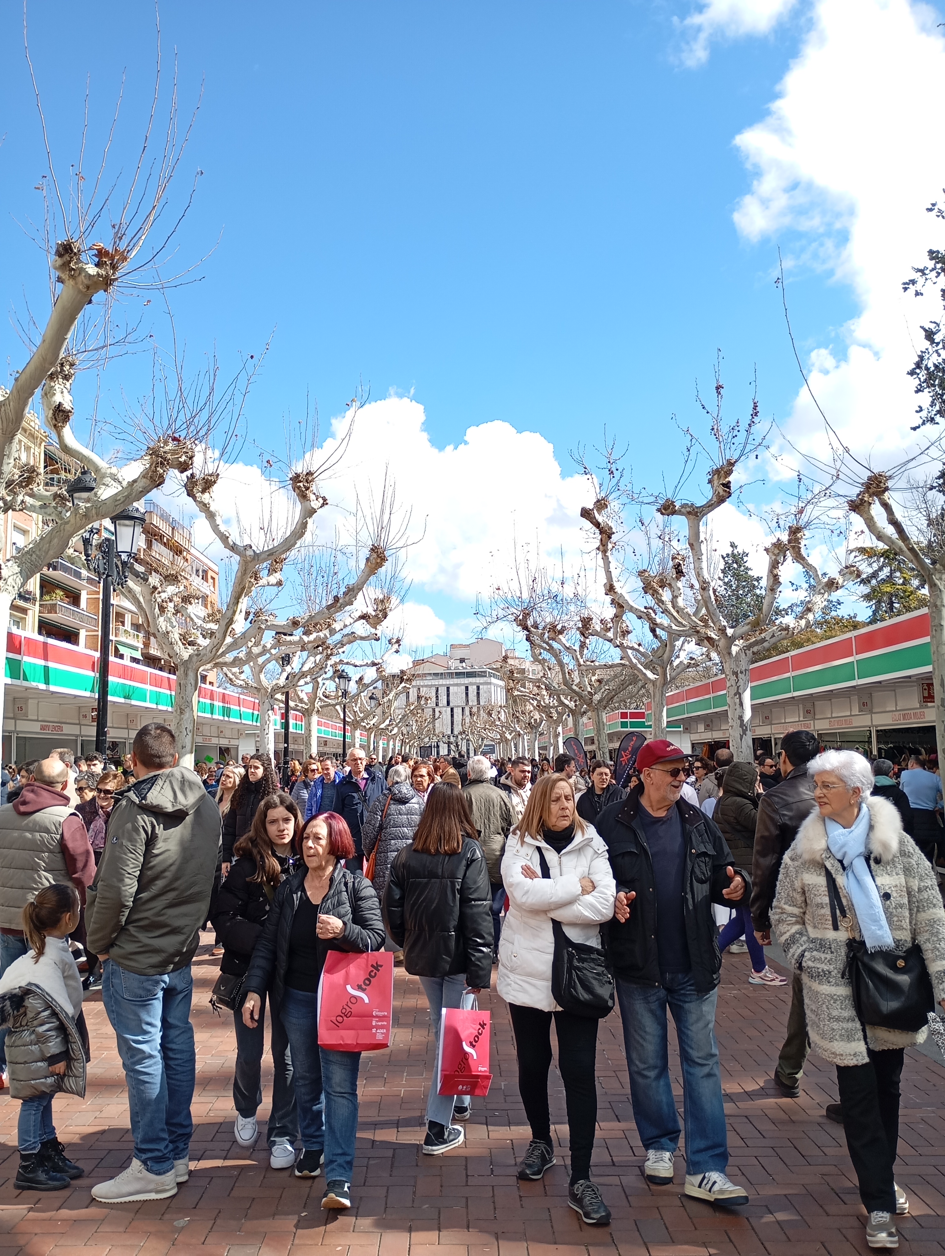 Logrostock vuelve a mostrar su fortaleza como feria referente para el  comercio de Logroño.