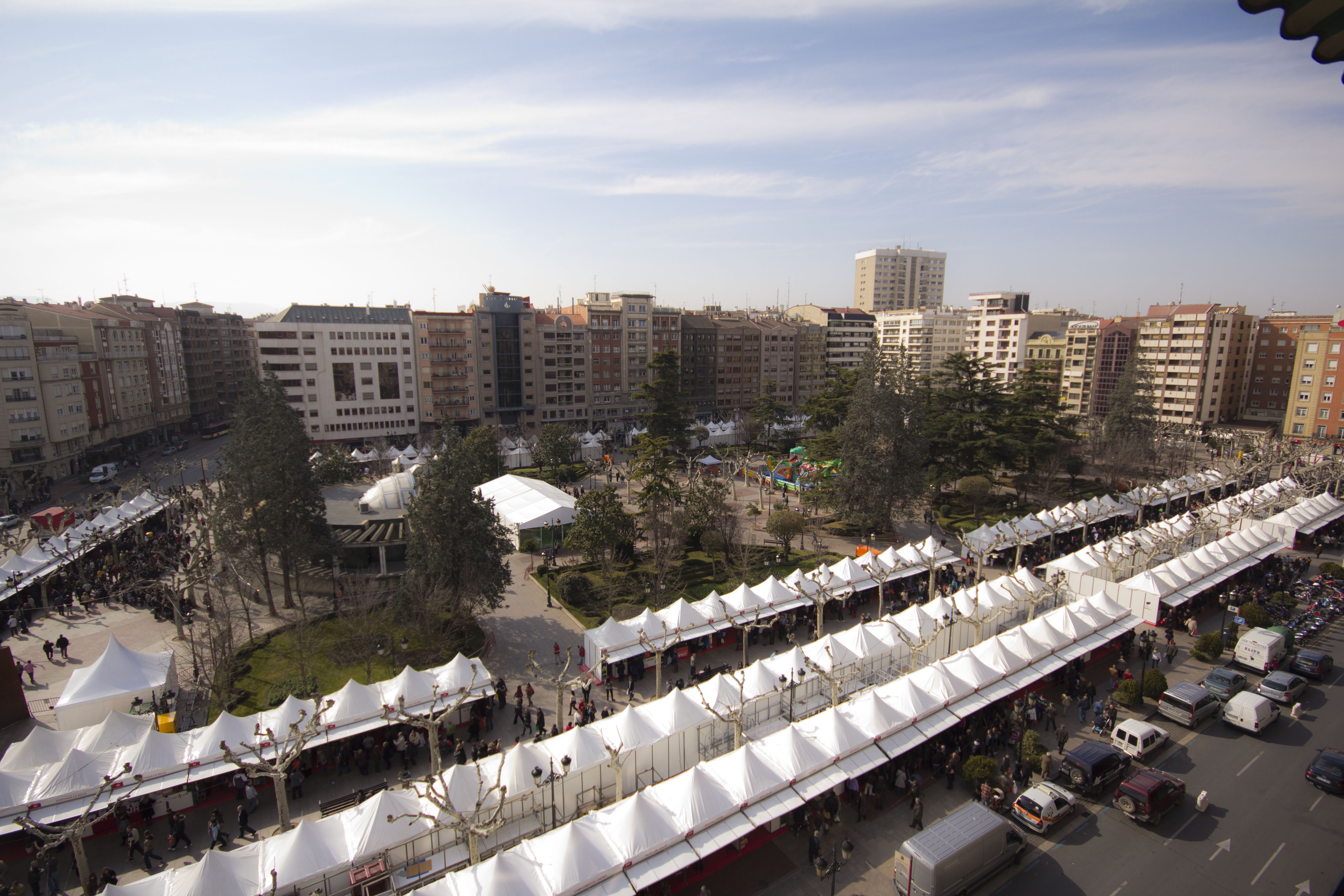 XII Logrostock 2014: 240 stands de oportunidades al mejor precio de nuevo en El Espolón